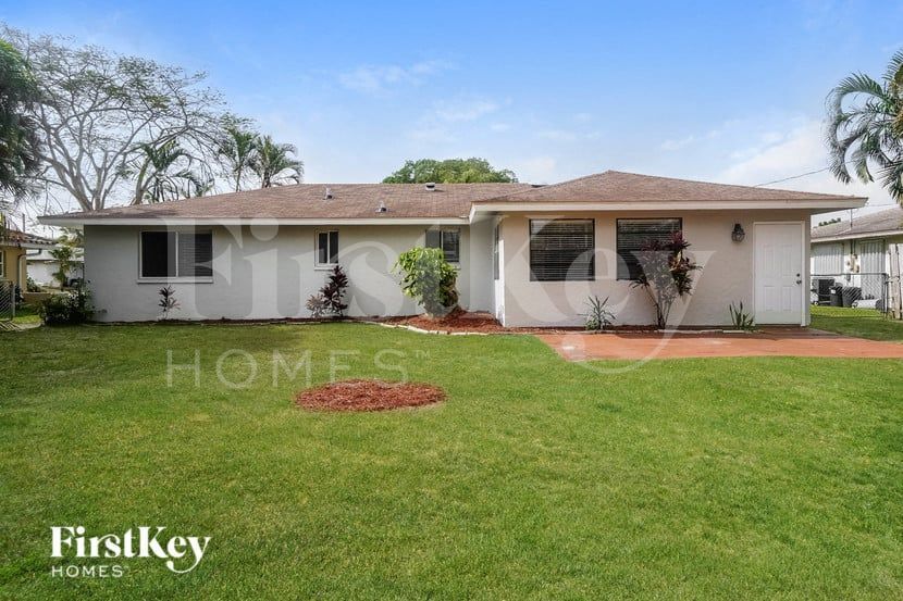 Building Photo - 331 SE 46th Ln