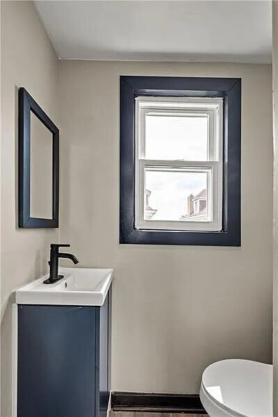 Building Photo - 61 Mainsgate St