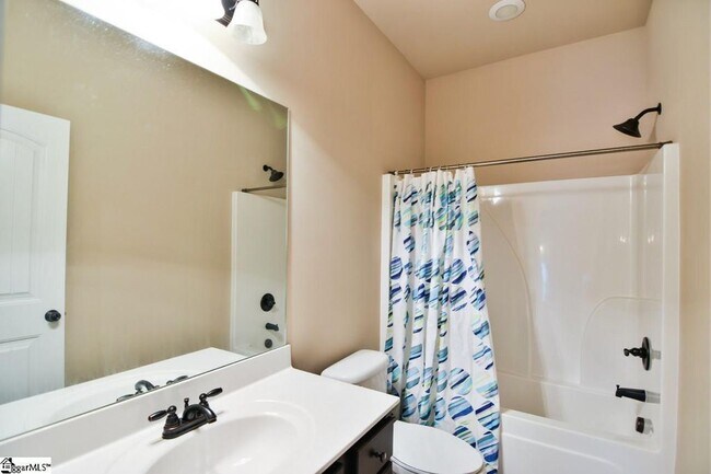 Building Photo - Wonderful 5 Bedroom, 4 Bath Home in Kilgore Farms!!