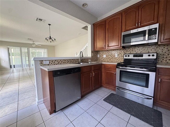 Building Photo - 2510 Stockton Dr