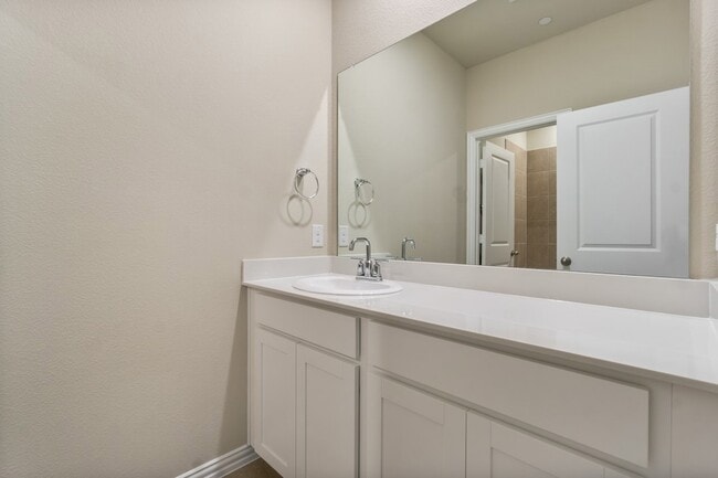 Building Photo - 7528 Redondo Dr