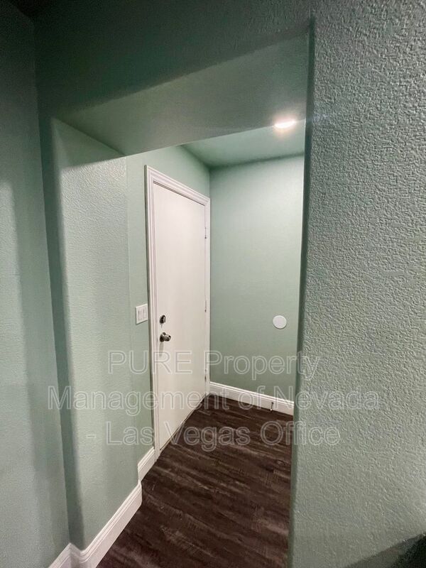 Building Photo - 3912 Diamond Ridge St