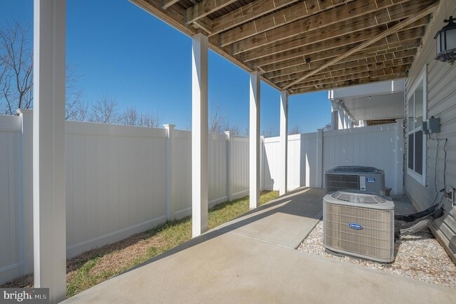 Building Photo - 2762 Lady Slipper Rd