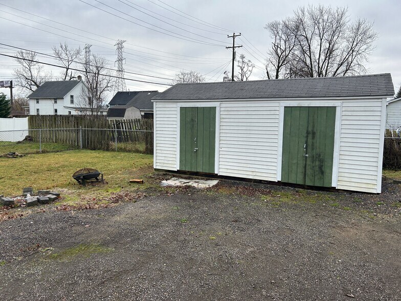 Building Photo - 13072 High St