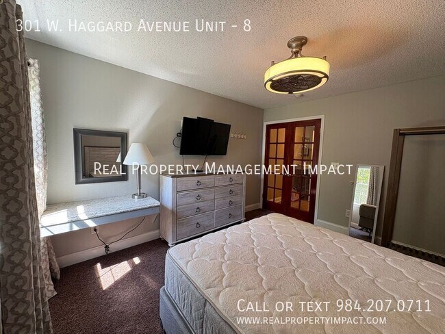 Building Photo - 301 W Haggard Ave