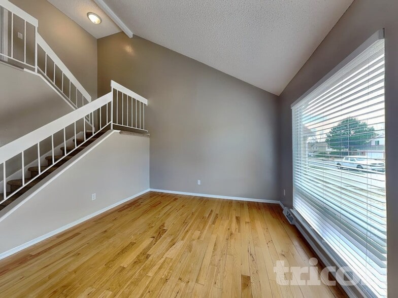 Building Photo - 8495 W 78th Cir