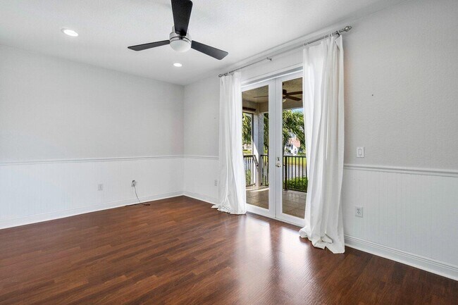 Building Photo - 9543 Barletta Winds Point