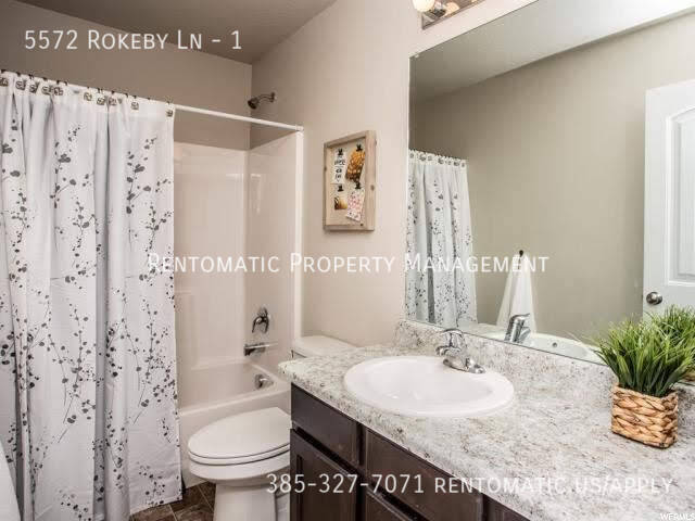 Building Photo - 5572 Rokeby Ln