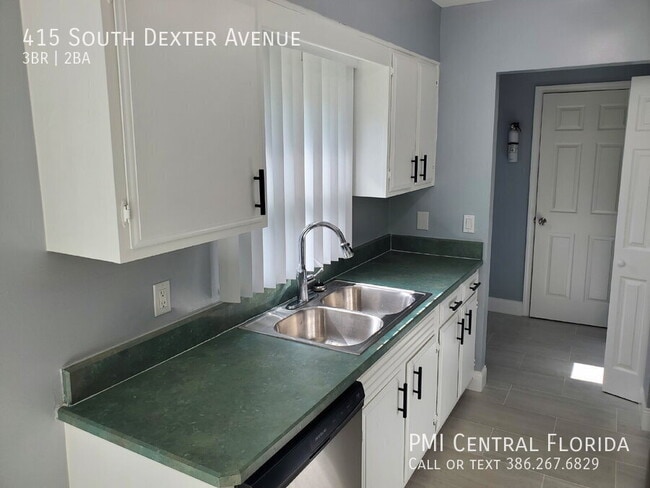 Building Photo - 415 S Dexter Ave
