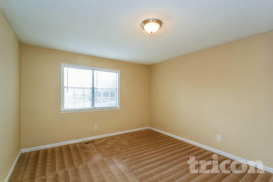 Building Photo - 2889 Darrah Ct SW