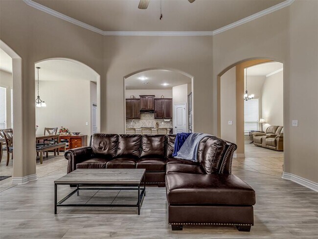 Building Photo - 2500 Cordgrass Ln