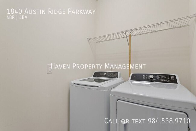 Building Photo - 1840 Austin Ridge Pky