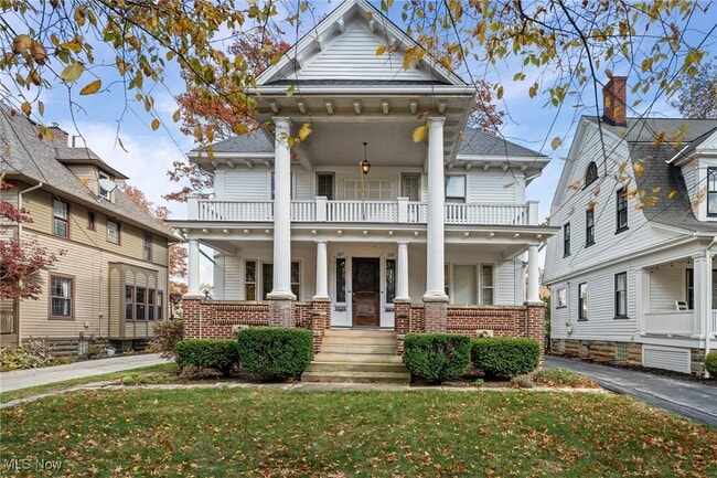 Primary Photo - 1217 Belle Ave