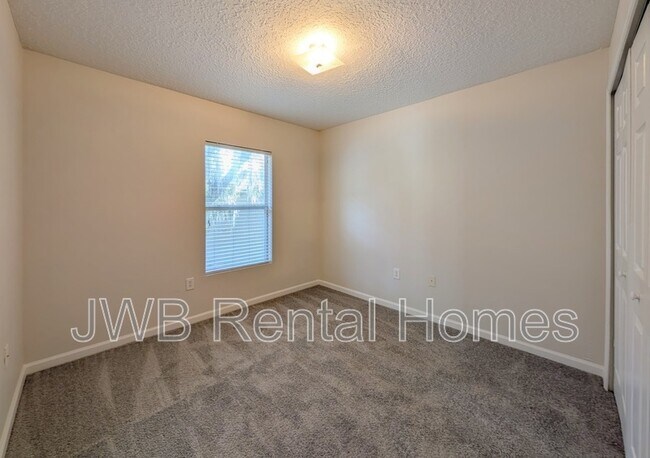 Building Photo - 6076 Maggies Cir