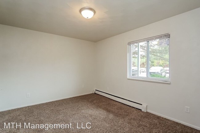 Building Photo - 1 br, 1 bath Apartment - 1605 Bacon Avenue