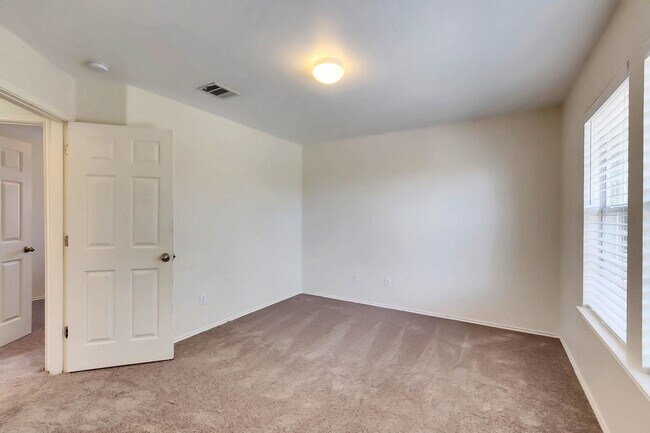 Building Photo - 10900 Gerald Allen Loop