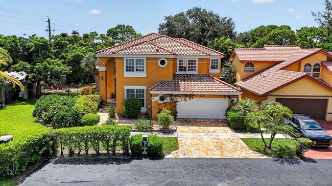 Building Photo - 23201 Boca Club Colony Cir