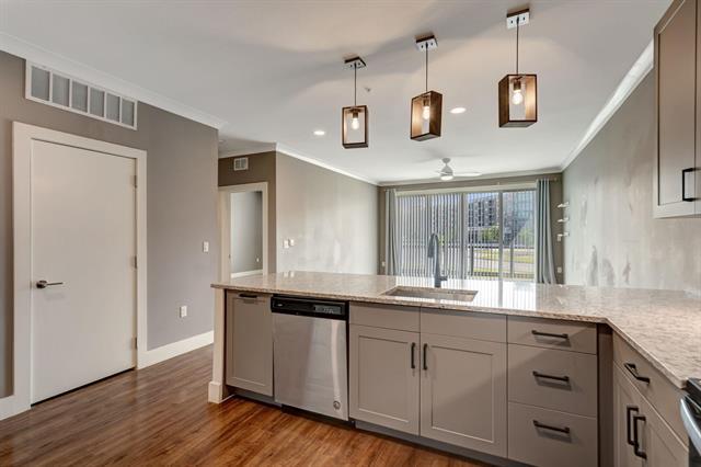 Building Photo - 3517 Windhaven Pkwy