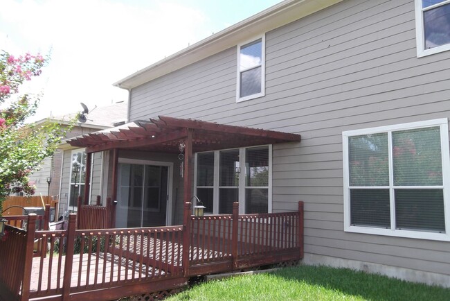 Building Photo - Spacious Two-Story with Great Back Yard