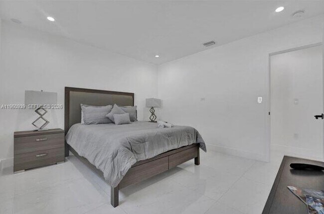 Building Photo - 5140 N 37th St