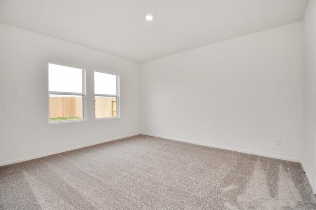 Building Photo - 5903 Grantgrala Dr
