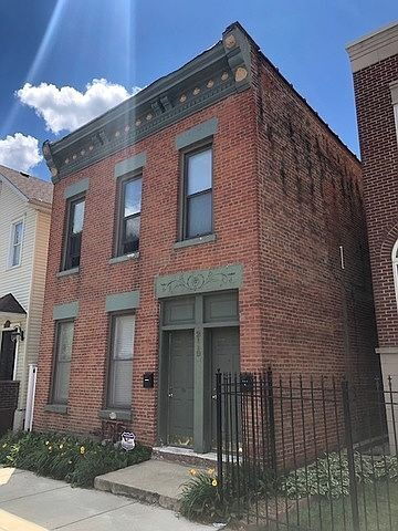 Building Photo - 2119 W Race Ave