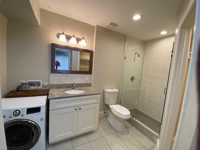 Building Photo - 935 La Posada Dr