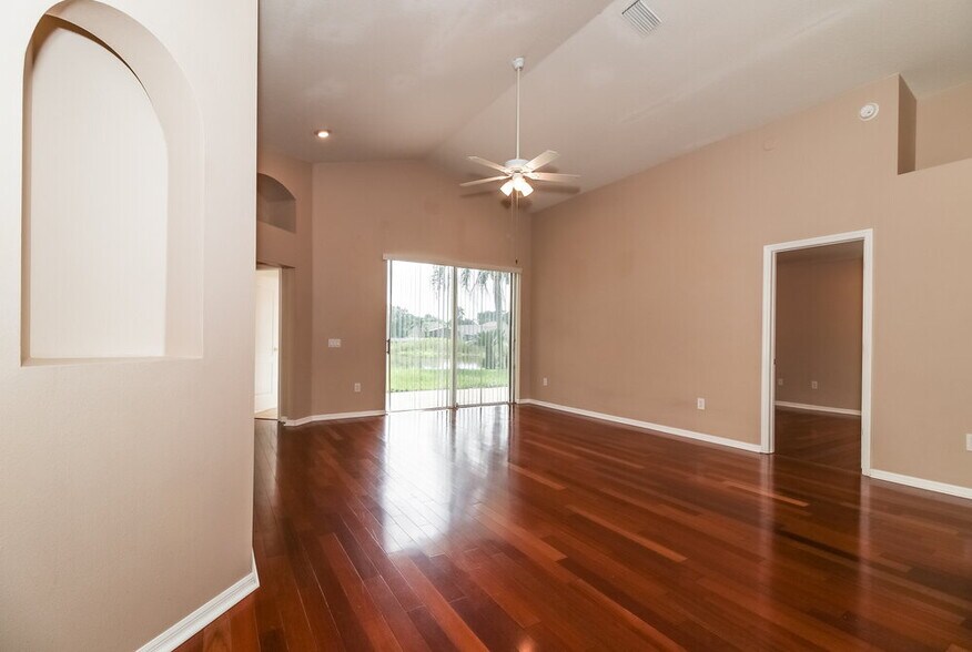 Building Photo - 1641 Firewheel Dr