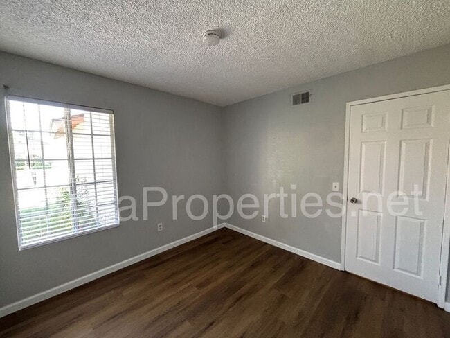 Building Photo - 6632 Bandola St