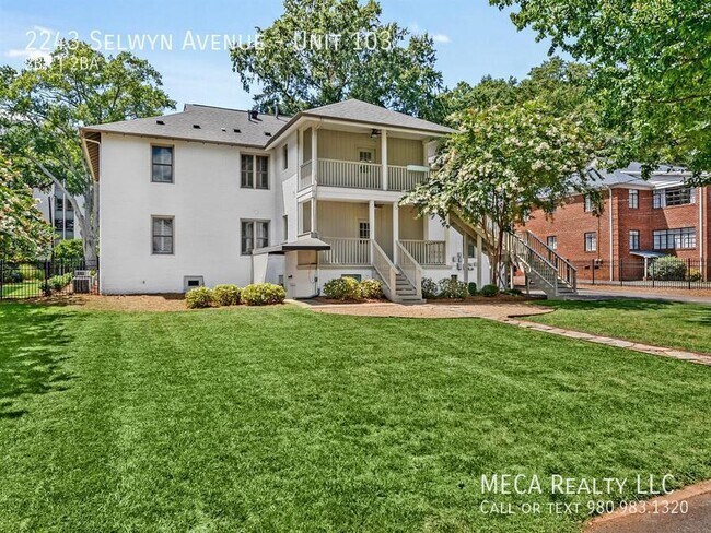Building Photo - 2243 Selwyn Ave