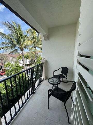 Building Photo - 613 Windward Cir N