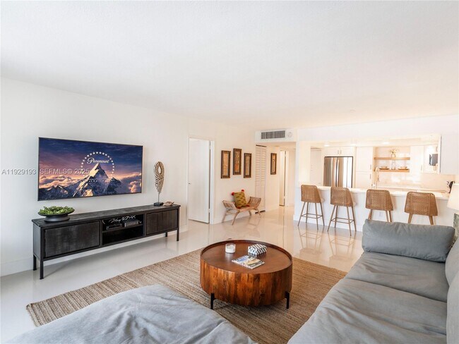 Building Photo - 5701 Collins Ave