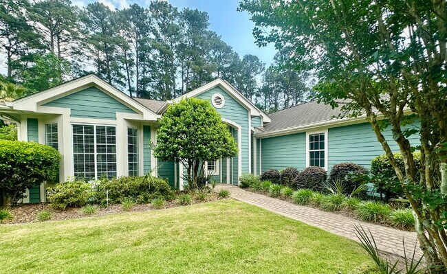 Building Photo - Spacious Open Floor Plan Home in Sun City!