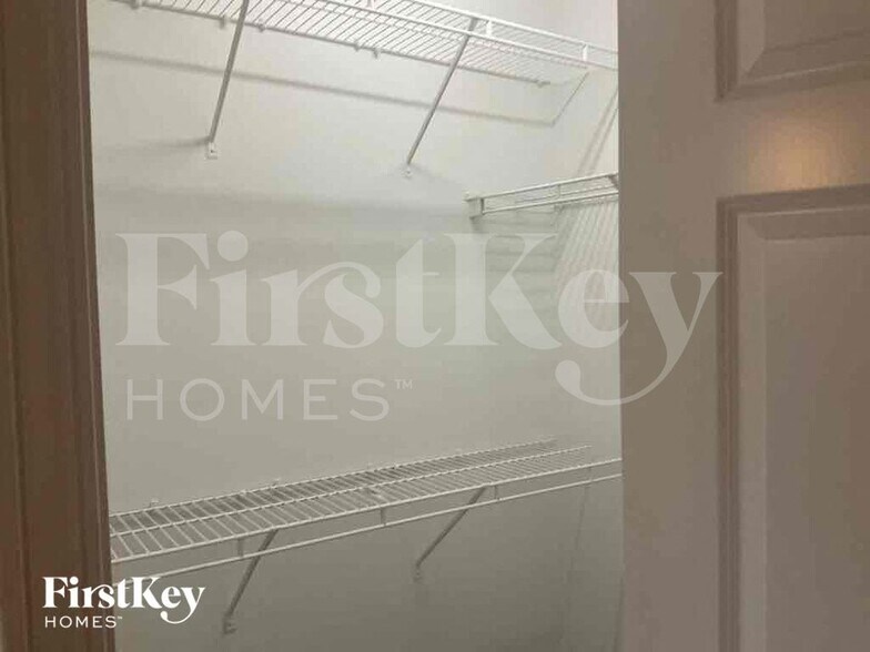 Building Photo - 1104 Wesson Ct