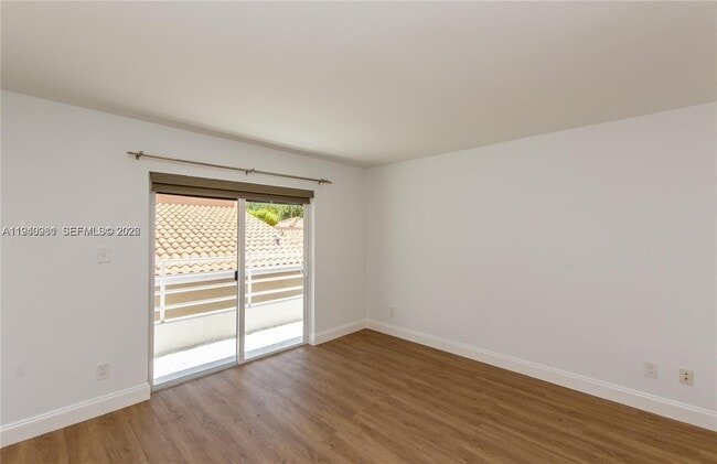 Building Photo - 2945 Bridgeport Ave