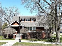 Building Photo - 504 Clinton Ave