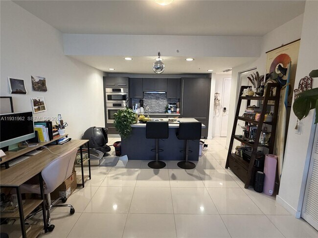 Building Photo - 7661 NW 107th Ave