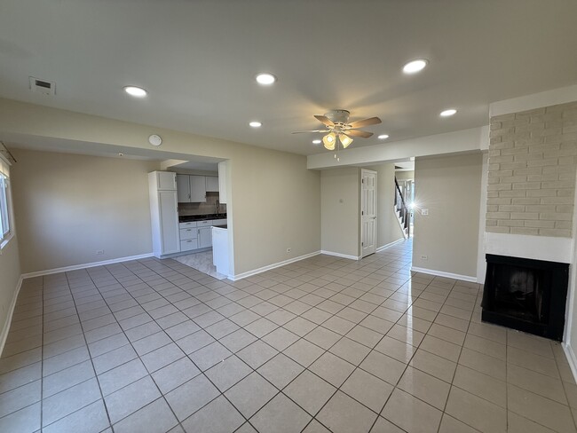 Building Photo - 1874 Windward Ln