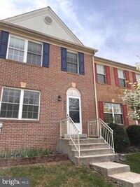 Building Photo - 9328 Ridings Way