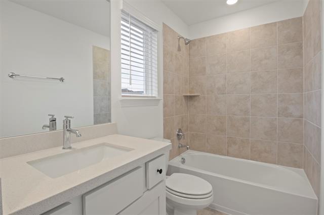 Building Photo - 121 Tornillo Dr