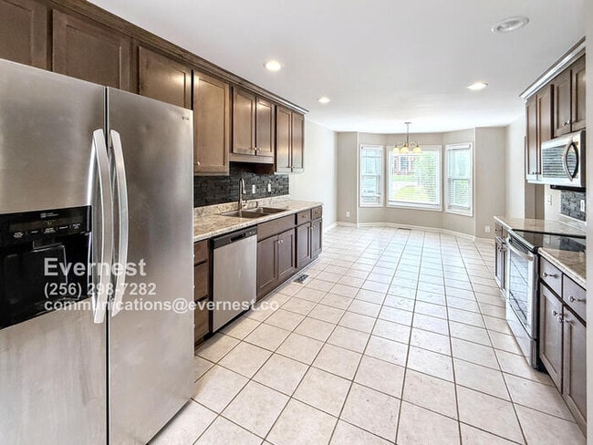 Building Photo - 122 Brawley Dr