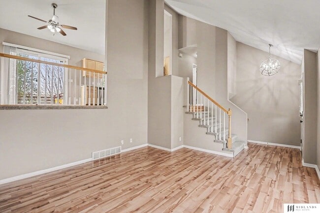 Building Photo - 11612 Monroe St