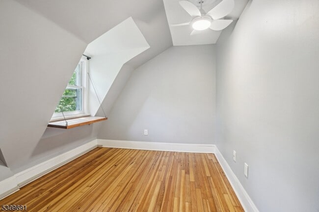 Building Photo - 184 Bellevue Ave