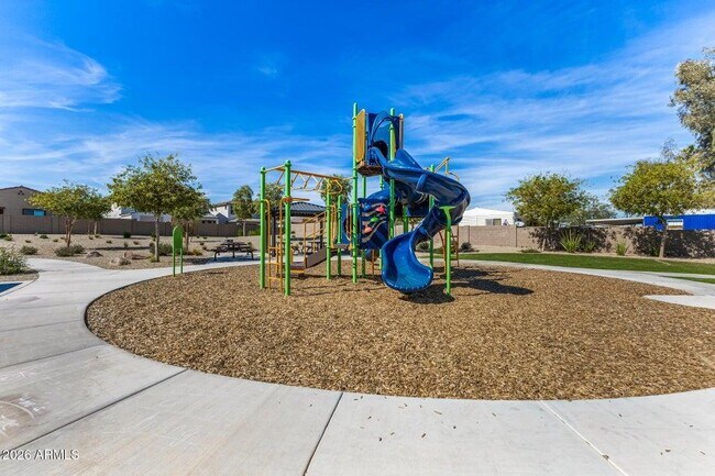 Building Photo - 6759 N 128th Dr