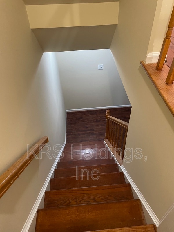 Building Photo - 5203 Glen Meadow Dr