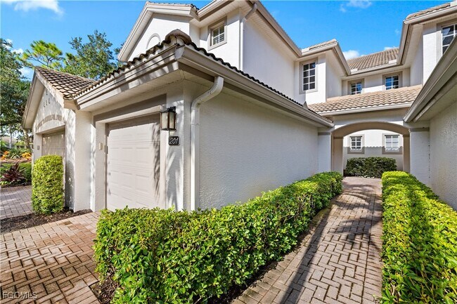 Building Photo - 10392 Autumn Breeze Dr
