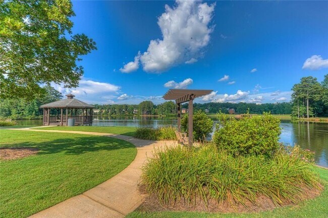 Building Photo - 770 Glastonbury Ct