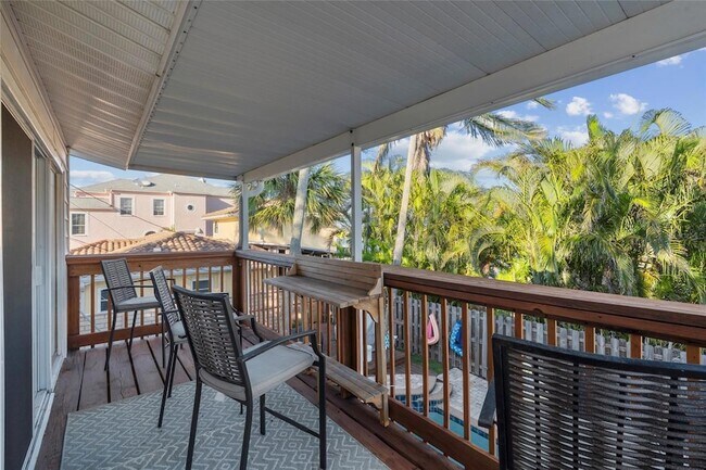 Building Photo - 284 44th Ave