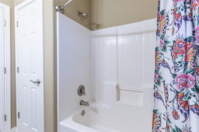 Building Photo - 682 Lytle Shores Dr