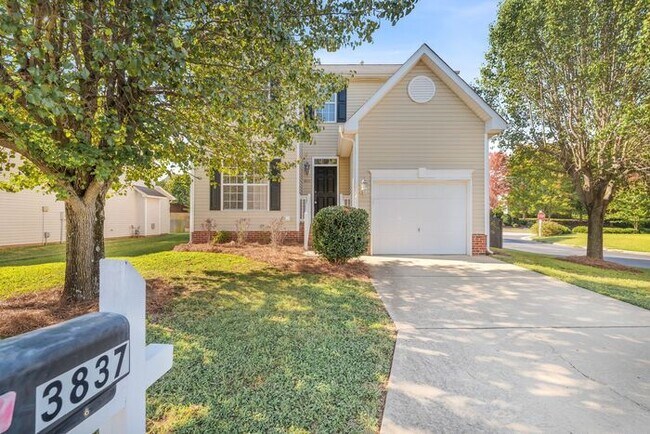 Building Photo - W. Wendover, Beautiful Home, Granite Counter-Tops, SS Appliances, Hardwoods, FP, Deck, Fenced, Ga...